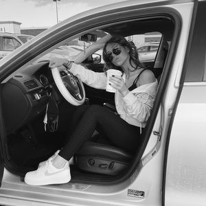 Meet your Posher, Hunter